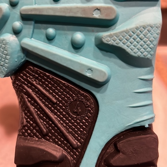 Kamik Kids' Snowgypsy 3 Waterproof Winter Boot Little/Big Kid - Picture 9 of 10